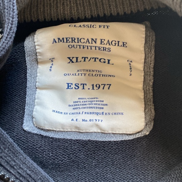 Heavy black American Eagle Outfitters sweater - Picture 3 of 6